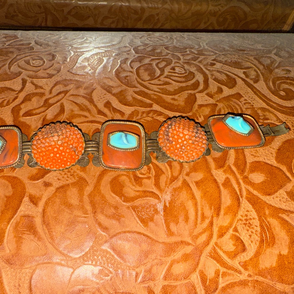 Native American or Native American inspired bracelet unique look turquoise stone